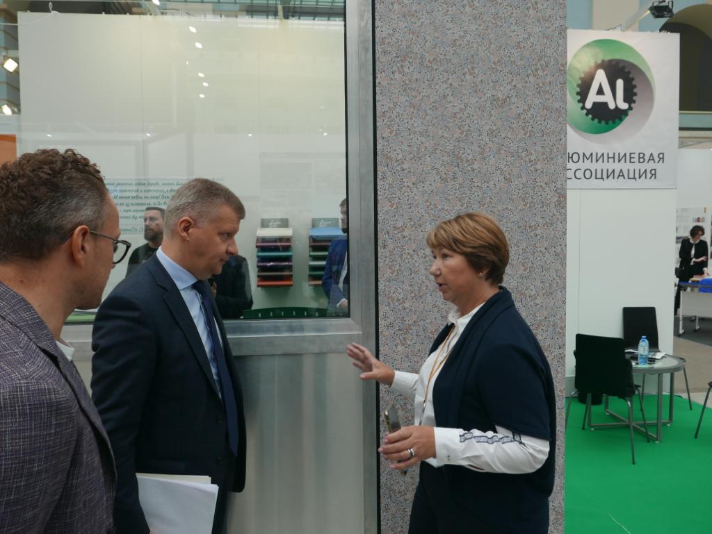 Deputy Minister of Education of the Russian Federation Andrey Nikolaev got acquainted with aluminium solutions in construction