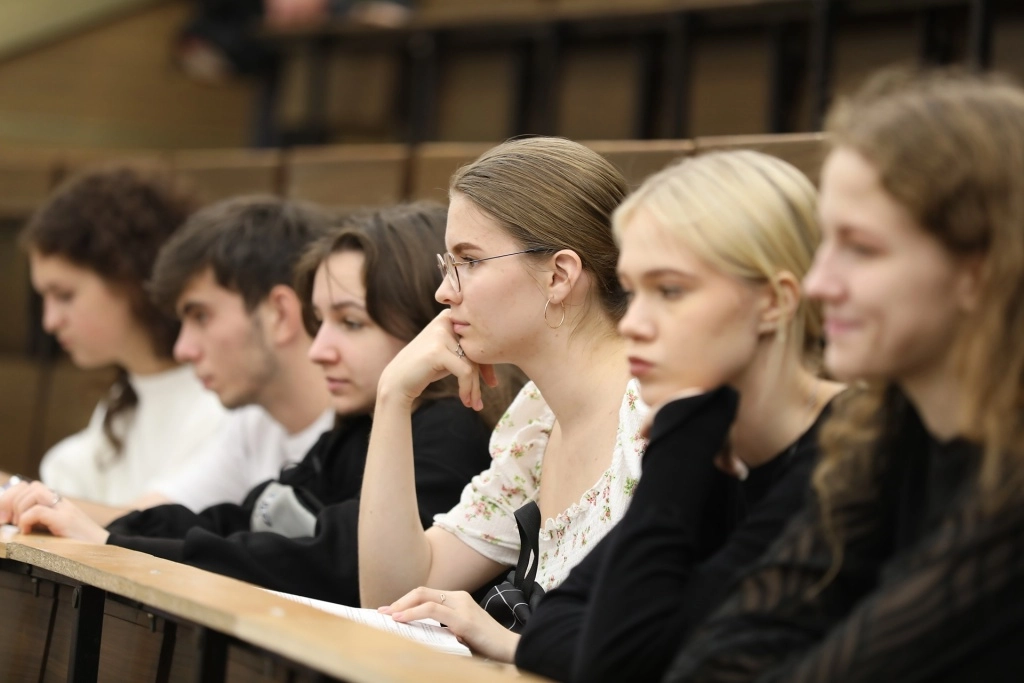 Aluminium Association Presents Advantages of Aluminium to Young Architects and Designers