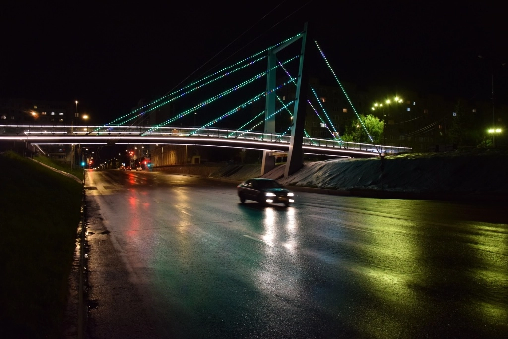 Cable-Stayed Aluminium Pedestrian Bridge in Krasnoyarsk.JPG Cable-Stayed Aluminium Pedestrian Bridge in Krasnoyarsk.JPG