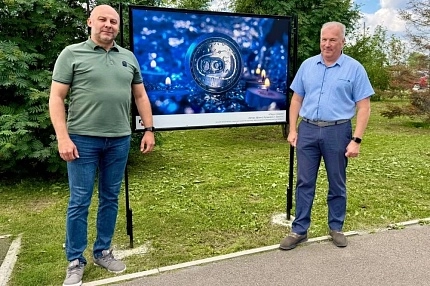 В Красноярске открылась необычная фотовыставка к Дню металлурга