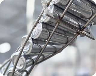 Алюминий банкует в упаковке