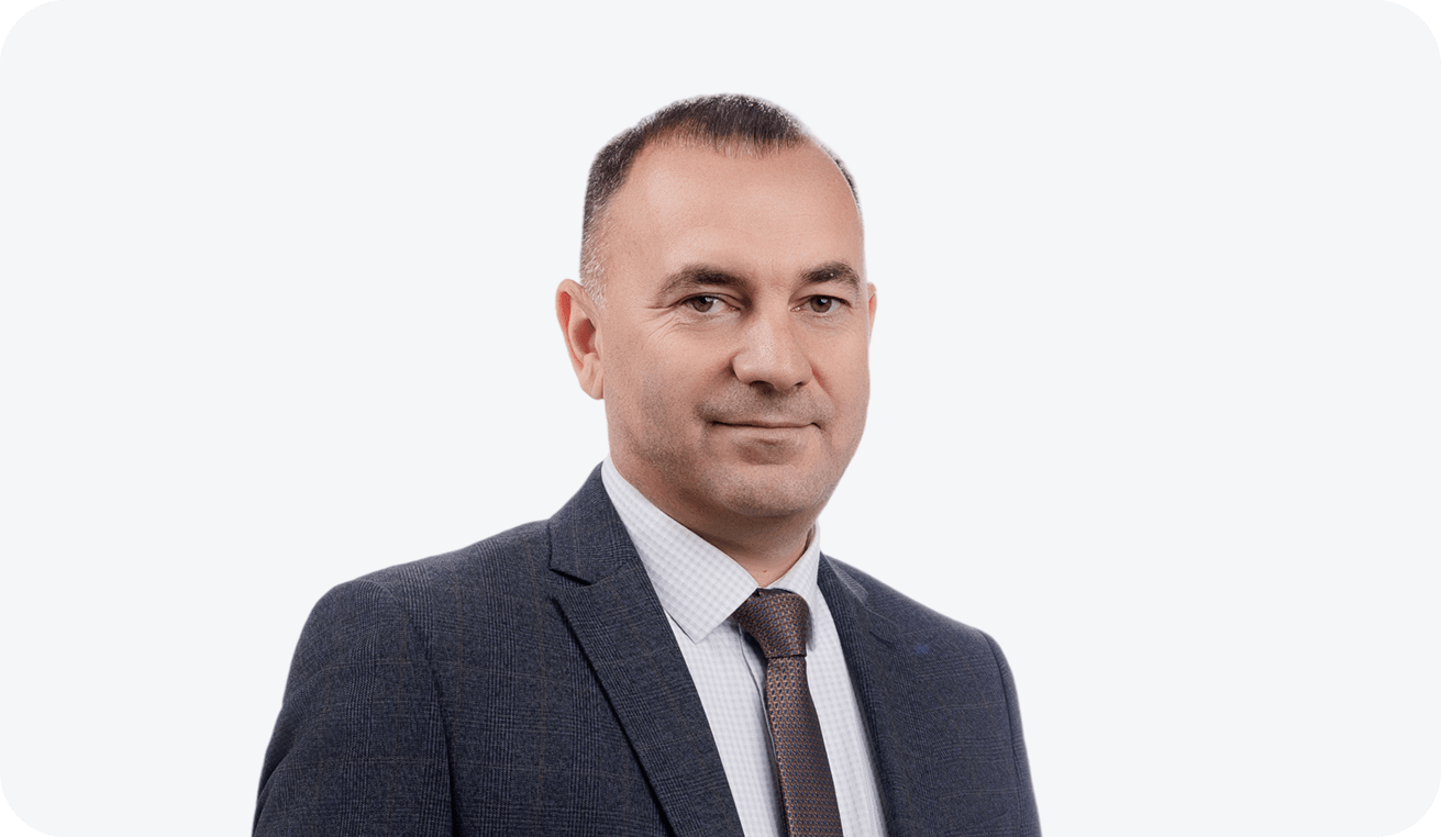 Олег Маслов