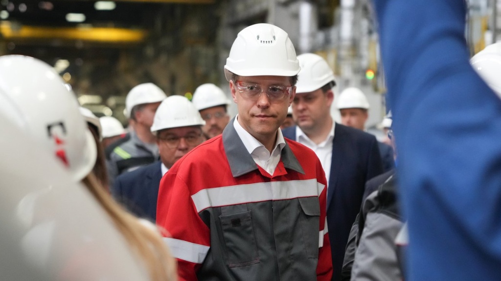 Денис Мантуров посетил Саянал