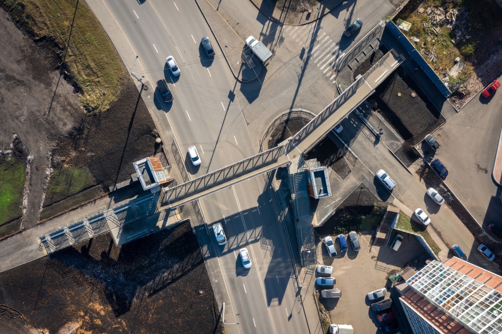 The pathway to knowledge: a new aluminium bridge in Krasnoyarsk leads to a new-built school