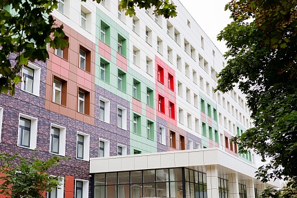 Эксперты рассказали о применении алюминиевых решений на соцобъектах в Москве