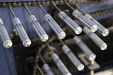 «ИнКомПро» открыло современное импортозамещающее производство алюминиевых туб в Шелехове