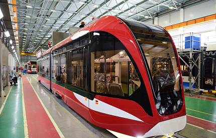 В Красноярске запустят новый трамвай с алюминиевым интерьером – «Богатырь»