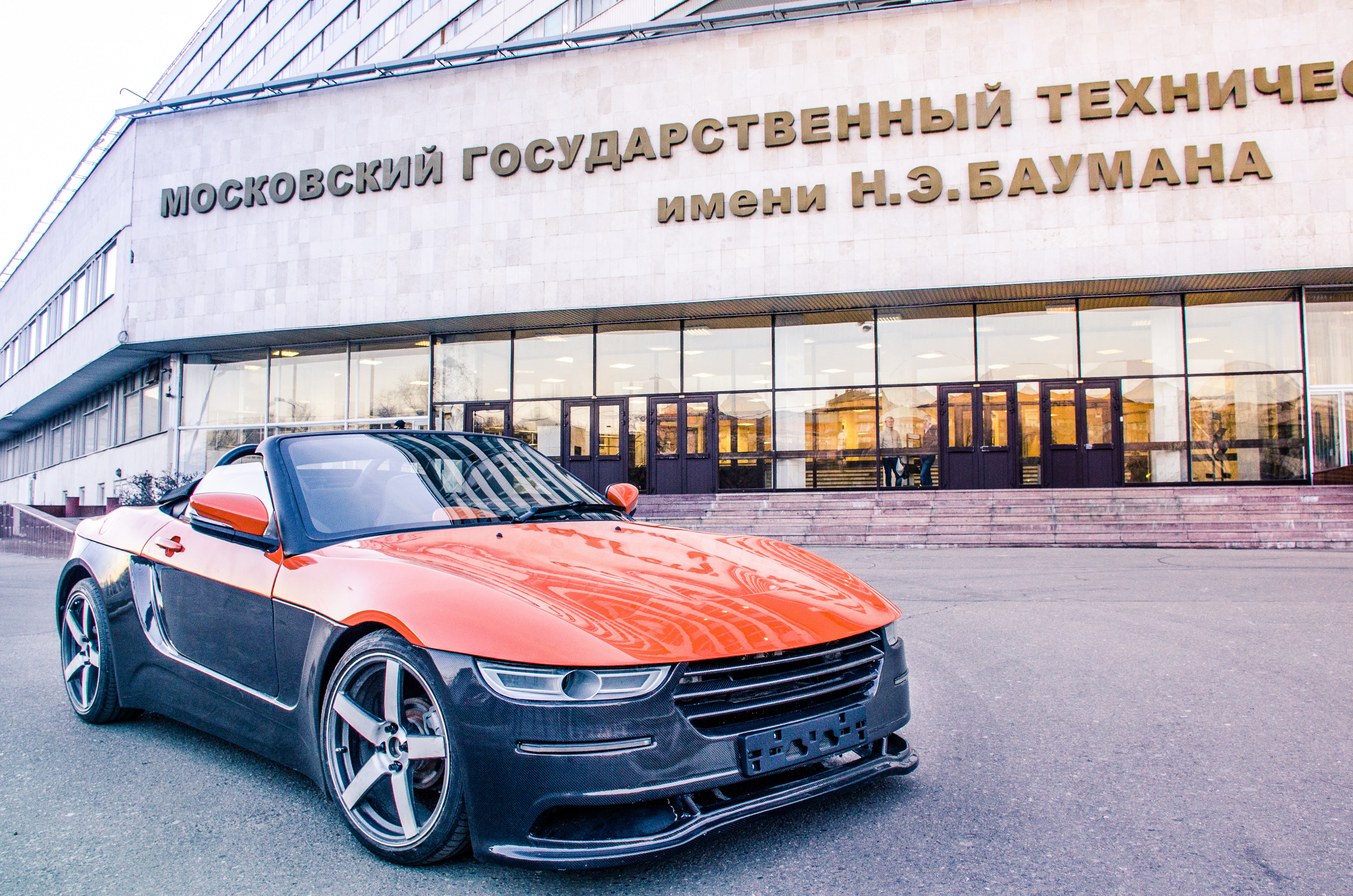 В МГТУ им. Баумана не только действует студенческая программа «Формула студент», но и разрабатывается собственный родстер