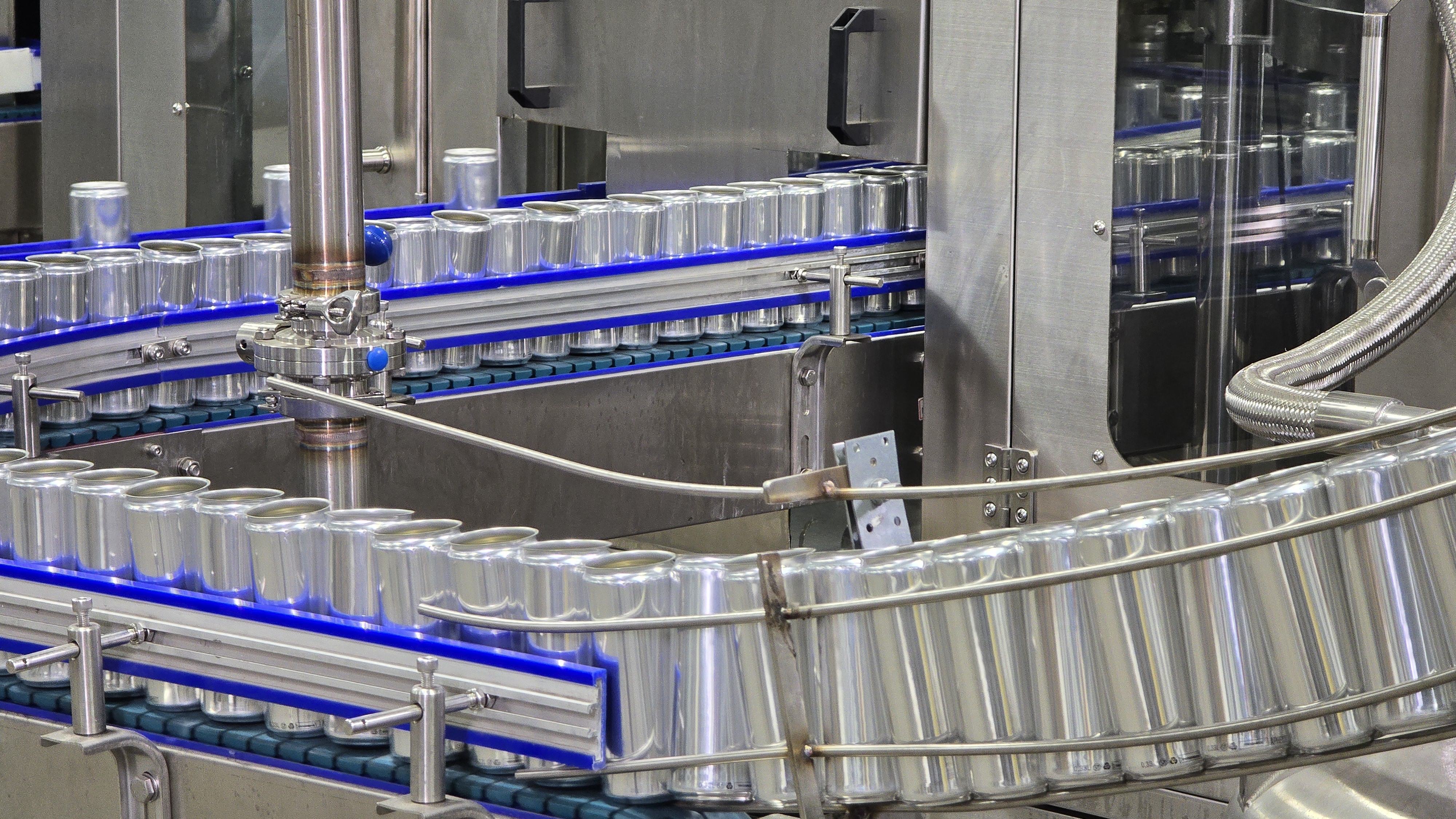 Все, к чему мы прикасаемся, становится будущим