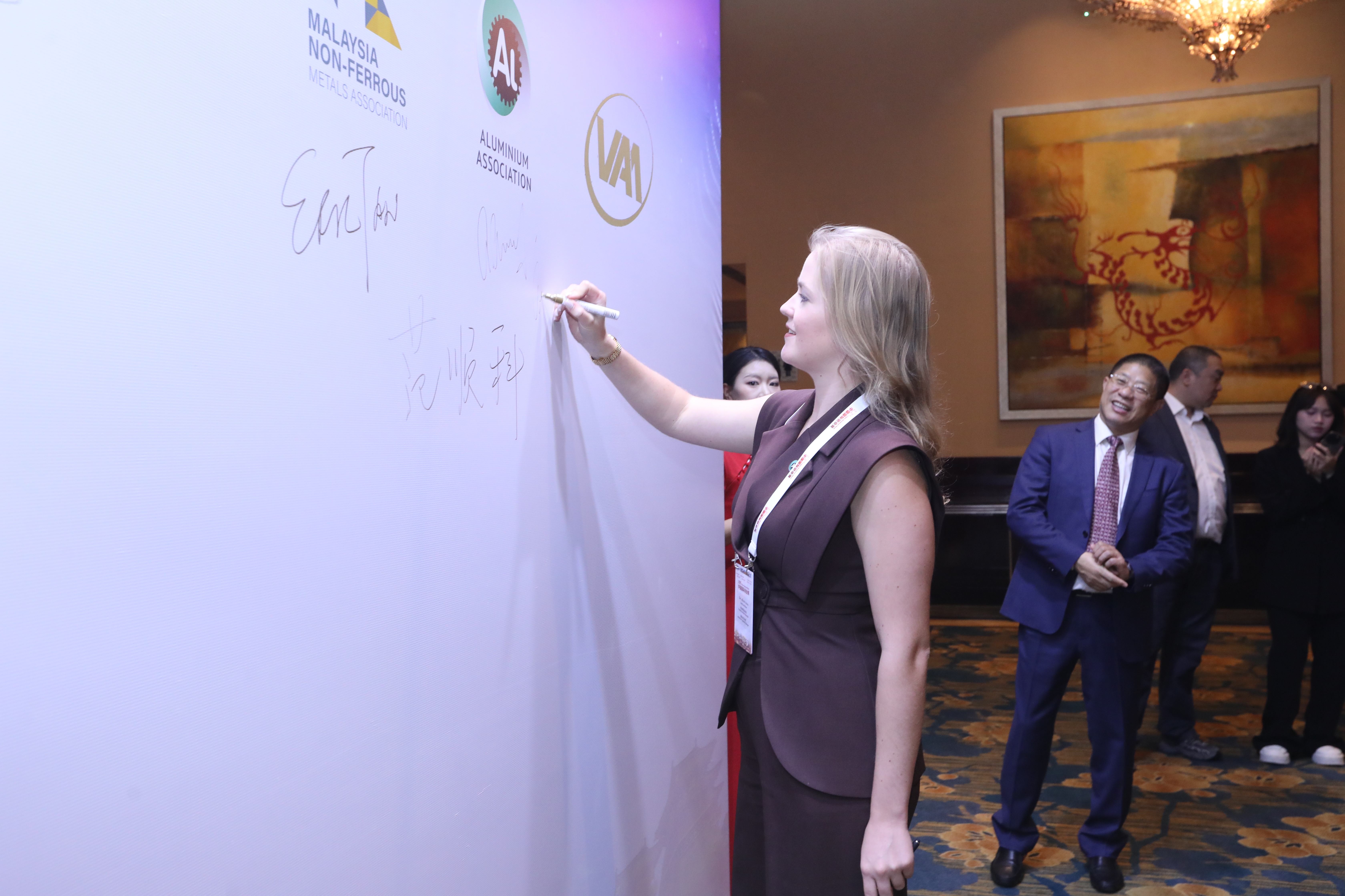 Алюминиевая Ассоциация приняла участие в обсуждении глобальной алюминиевой повестки